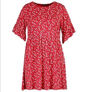 **Worn Twice** Plus Ditsy Floral Smock Dress Size: US 14